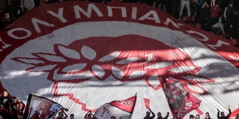 Απαλλάχθηκε ο Ολυμπιακός για το πανό στο Βελιγράδι -Κανονικά με κόσμο κόντρα στην Μπάγερν